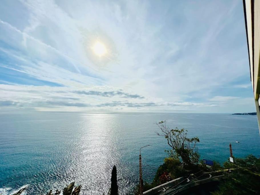 Suite Sunset 18 - Fronte Mare Санремо Екстер'єр фото