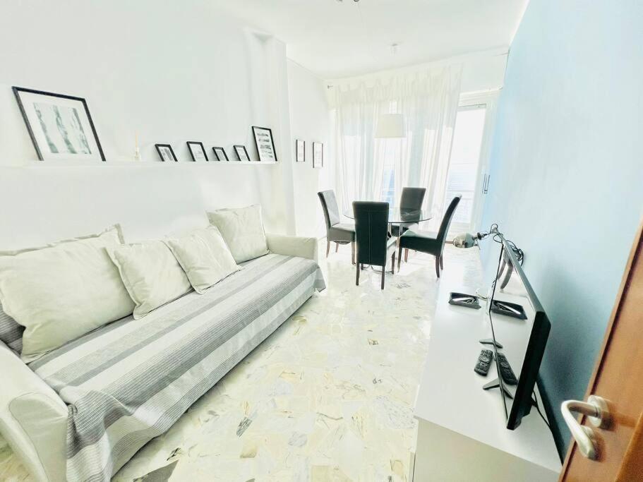 Suite Sunset 18 - Fronte Mare Санремо Екстер'єр фото