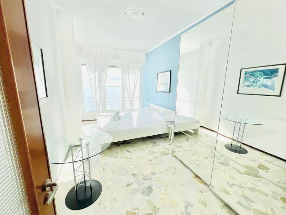 Suite Sunset 18 - Fronte Mare Санремо Екстер'єр фото