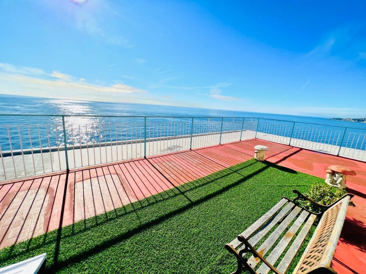 Suite Sunset 18 - Fronte Mare Санремо Екстер'єр фото